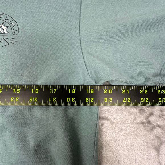 Vans Off the Wall Dusty Teal Skull with Cobwebs Double-sided Graphic T-shirt M - Picture 5 of 6